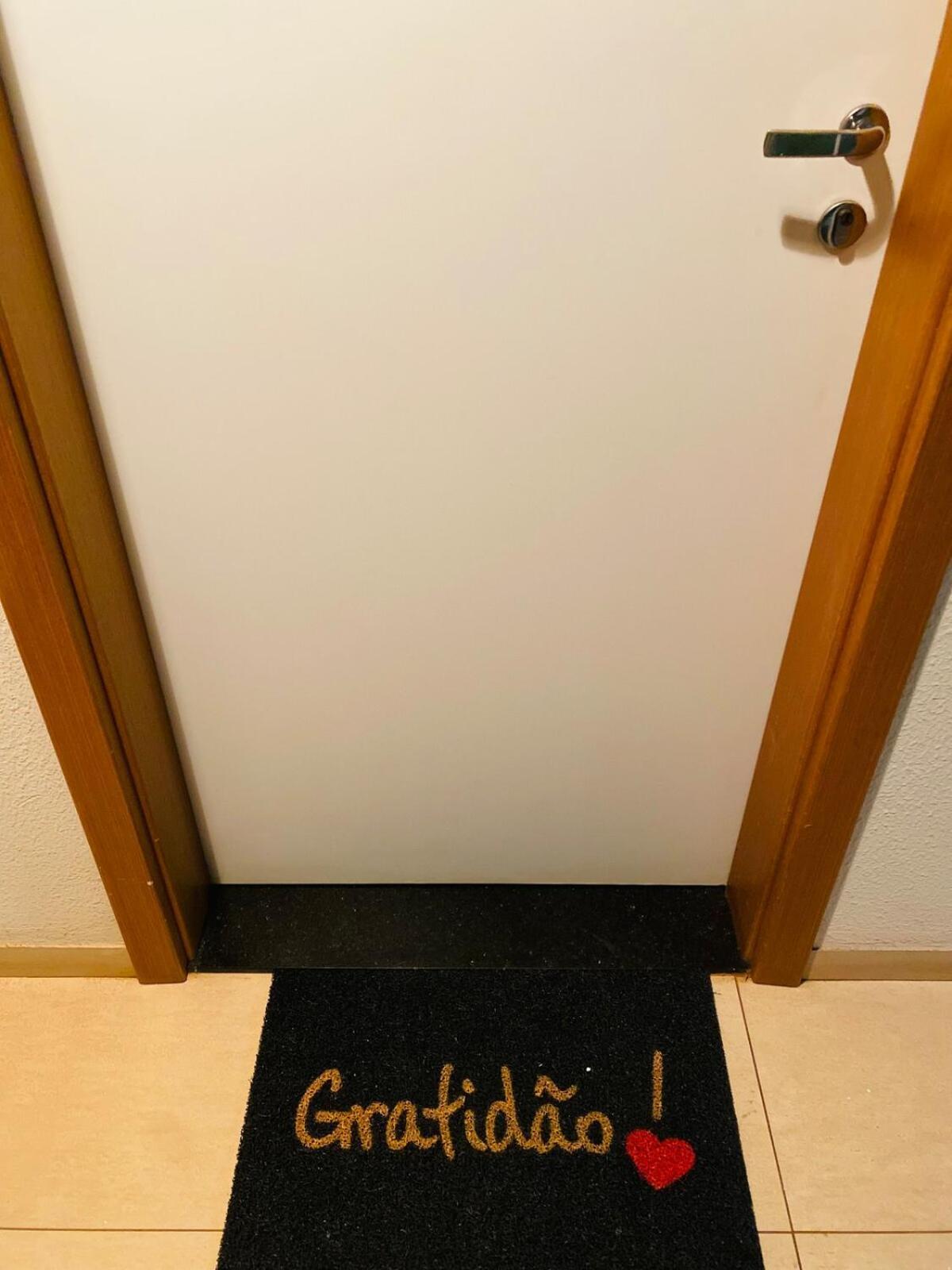 Apartment Completo Check-in 14h Checkout 12h Proibido Fumar *